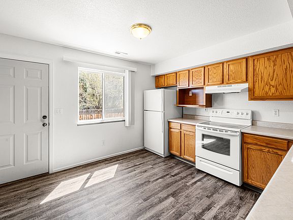 2nd image of 1396 E 21st St APT D