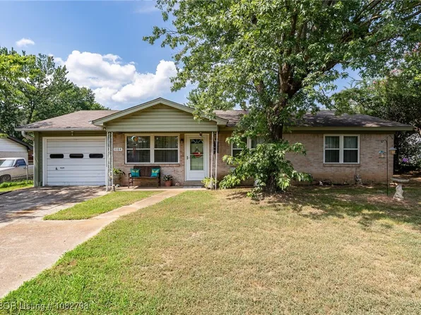 1104 Broyles St, Alma, AR 72921