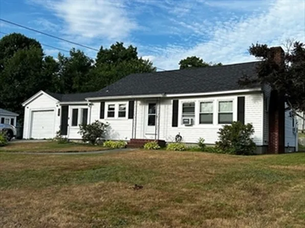 400 Waverley Rd, North Andover, MA 01845