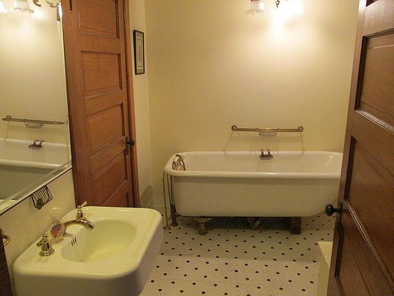 Main Floor Bath