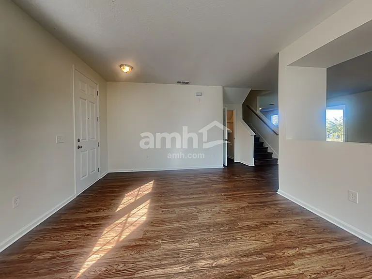 75050 Ravenwood Dr — Photo 8
