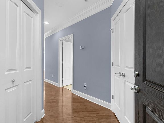 5th image of 2244 Ashley Crossing Dr Unit 1131