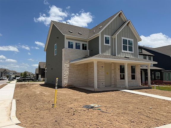 2nd image of 320 Leeland Dr