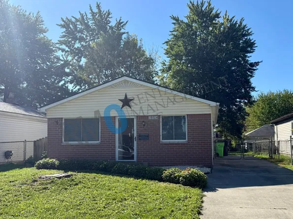 19114 Minnesota St, Roseville, MI 48066
