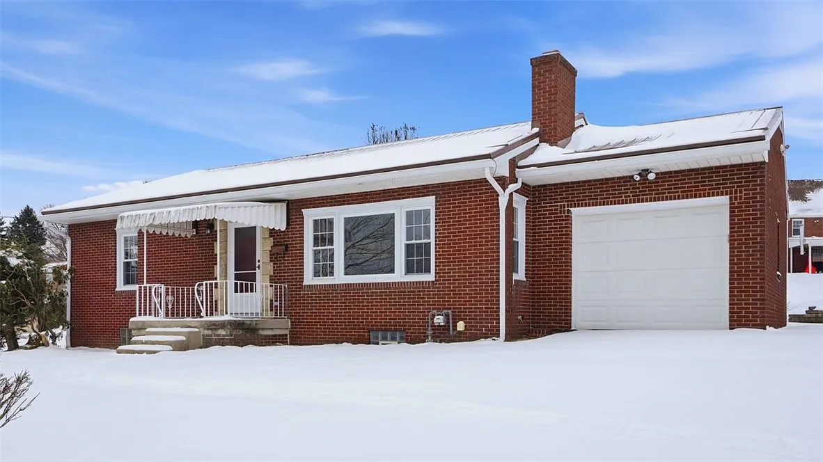 270 Kentucky Dr photo 1