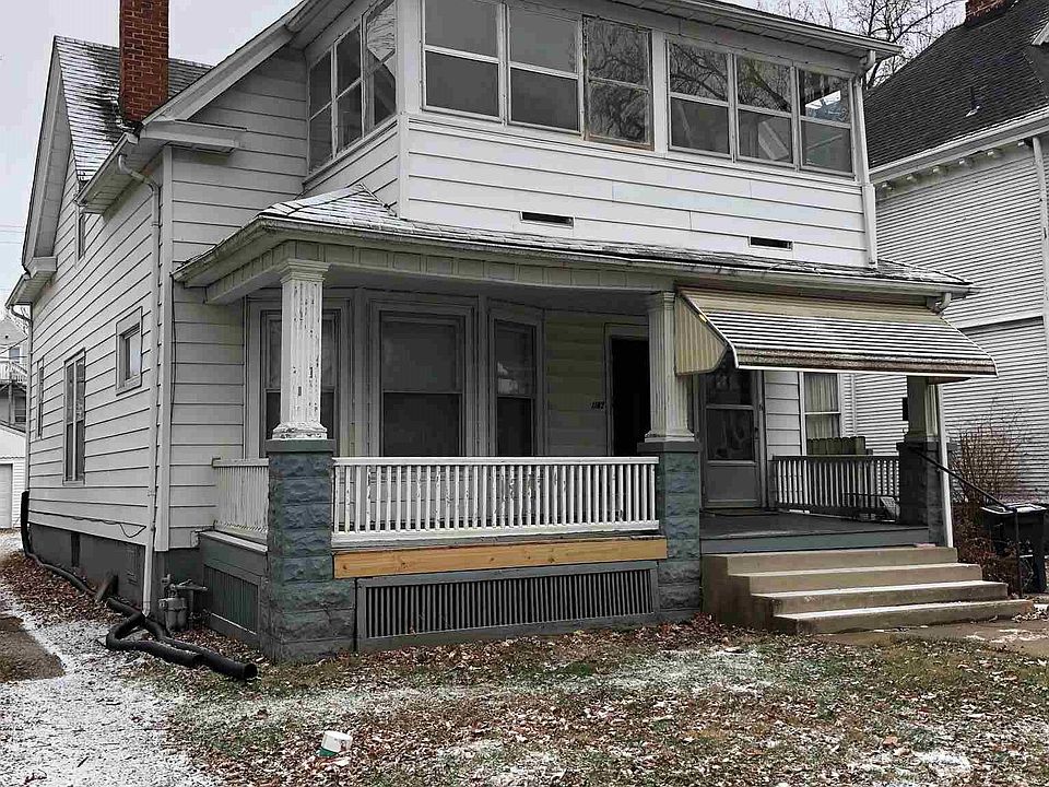 2nd image of 1142 S 1st St