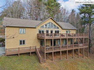147 Rockskip Ln, Blowing Rock, NC 28605