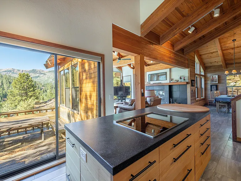 1466 Juniper Mountain Rd — Photo 12