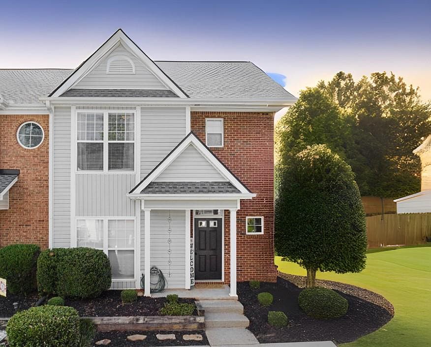1st image of 102 Pearl Chambers Dr