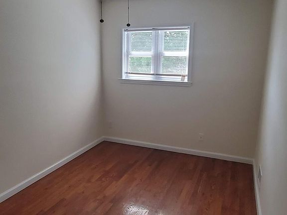 5th image of 4240 E Tremont Ave