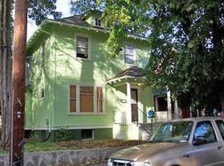 1225 SE Oak St, Portland, OR 97214