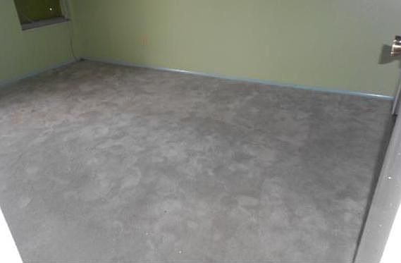 5th image of 10243 Sandy Hollow Ln
