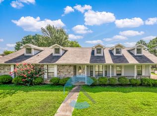 308 Pickwicket Dr, Conway, AR 72034