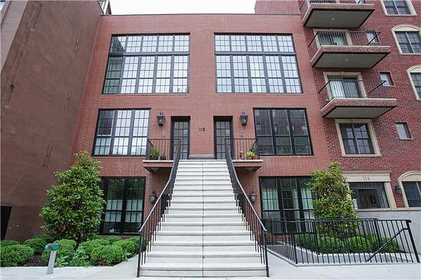 Rented by Avenue Sotheby's International Realty | media 8