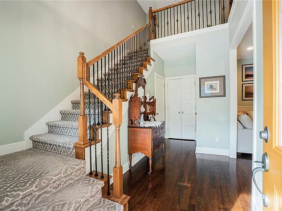 4th image of 14831 Meadow Ln