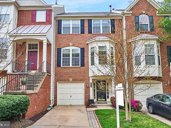 2nd image of 4052 Glostonbury Way