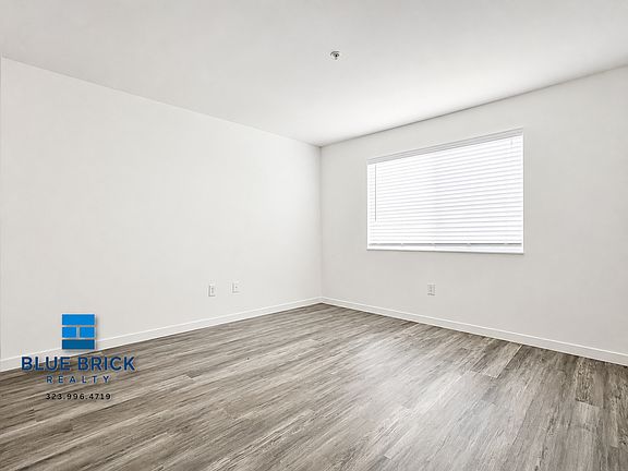 4th image of 7308 Canby Ave #7