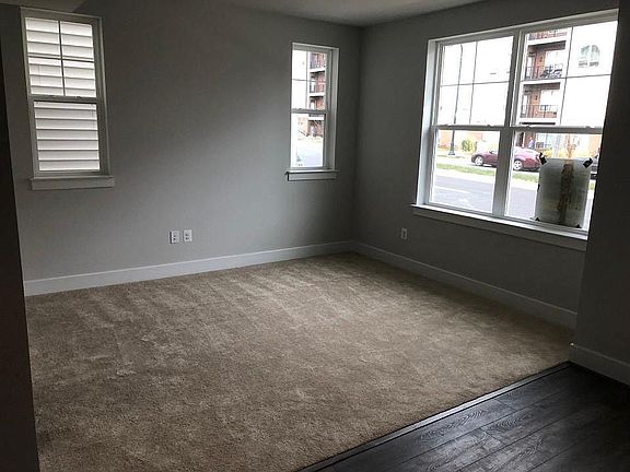 3rd image of 22562 Cabin Branch Ave
