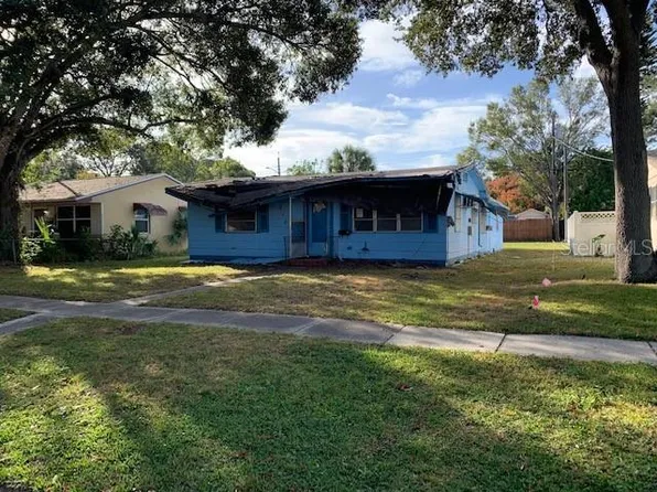 816 51st Ave N #18, Saint Petersburg, FL 33703