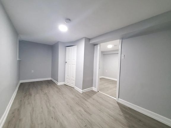 3rd image of 117 Randolph Ave #1