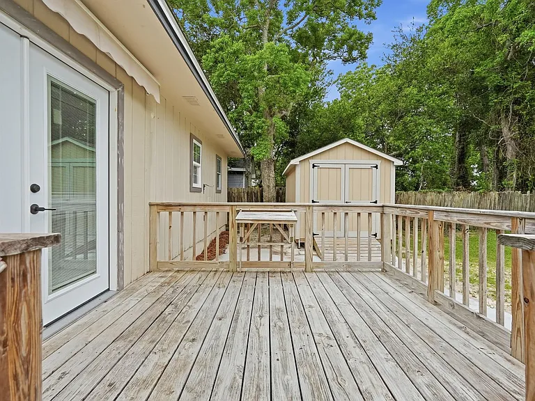 32 Cascabellas St — Photo 32