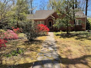 136 Hampton Ct, Athens, GA 30605