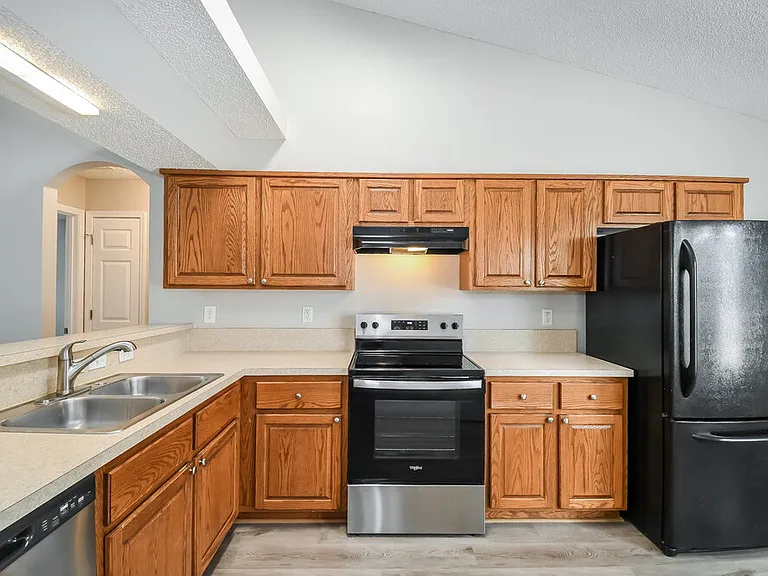 3445 Shelley Dr — Photo 8