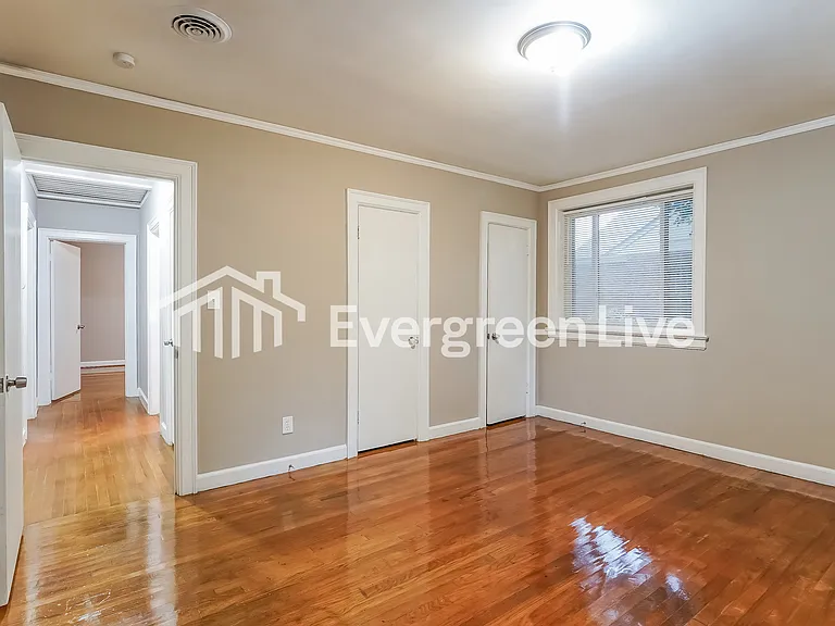 2732 Ashley Ave — Photo 9