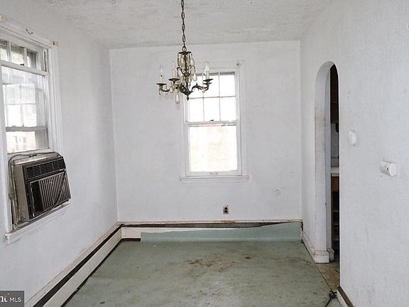 4th image of 1522 49th St