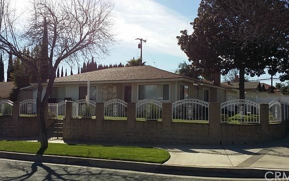 2nd image of 7032 Avenida Leon
