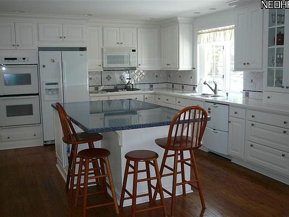 5th image of 2250 27th St