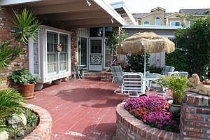 Quaint "1950's" Bungalow