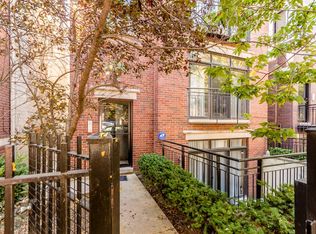 1423 W Fillmore St #2, Chicago, IL 60607