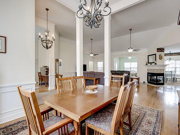 4th image of 209 Mineral Court