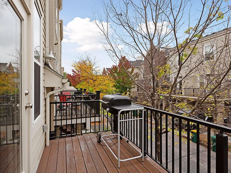 9 4th Ave N #103 — Photo 9