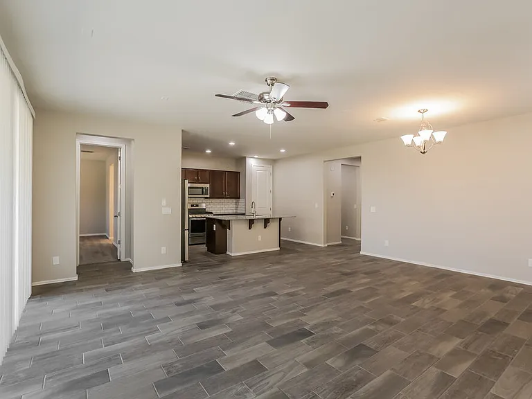 4150 W Ardmore Rd — Photo 4