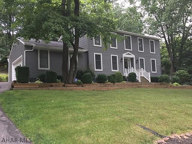 1st image of 115 Sandstone Dr