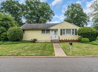 101 Irvington Ave, Somerset, NJ 08873