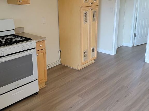 3rd image of 242-246 W Verdugo Ave #256-K