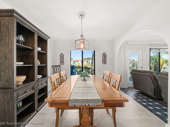 5th image of 4663 Bluffs Hill Ct #V2-c