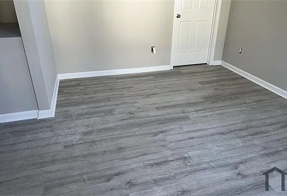1 bed, 500 sqft, $995 — Photo 4