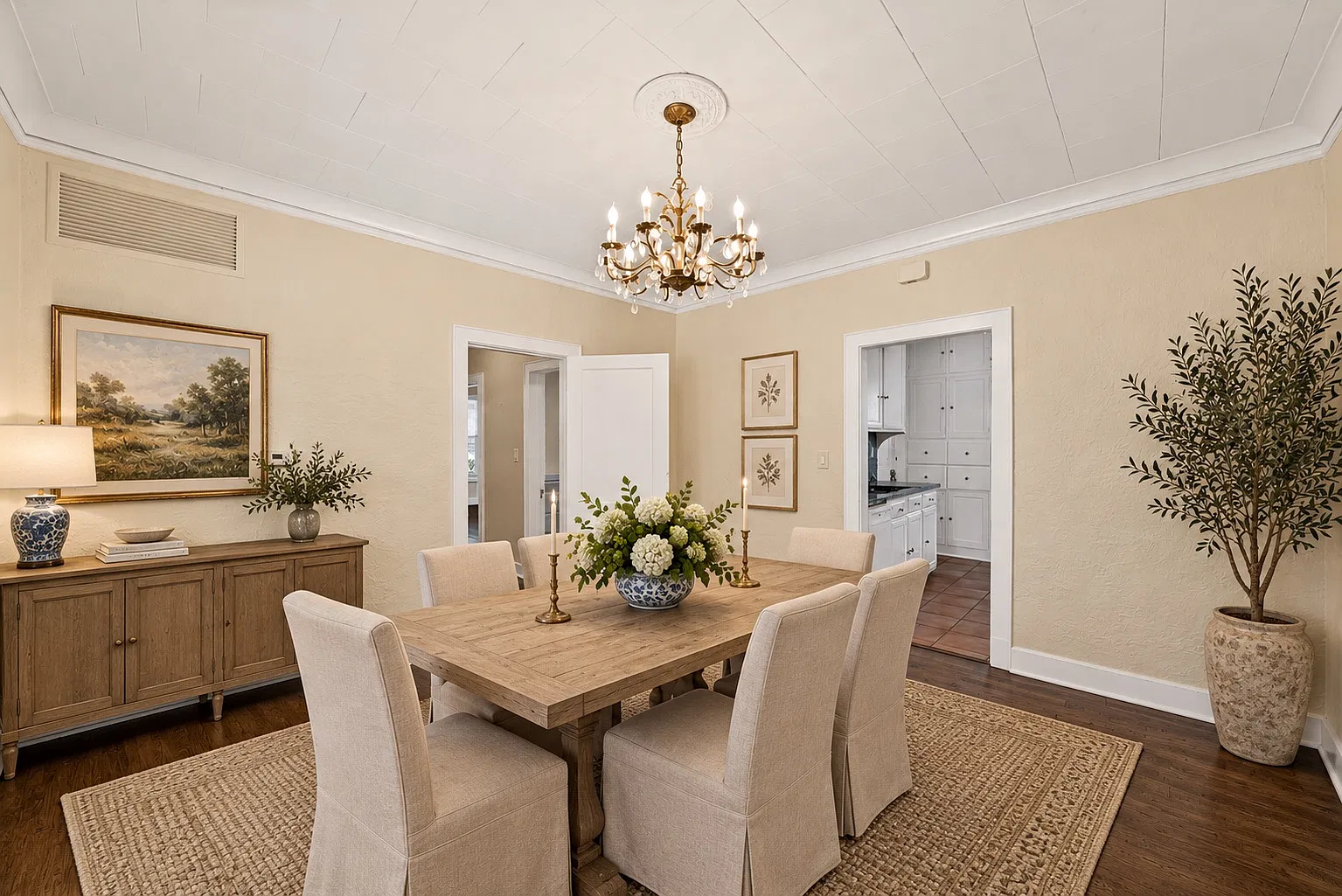 3209 Park Hill Dr — Photo 4