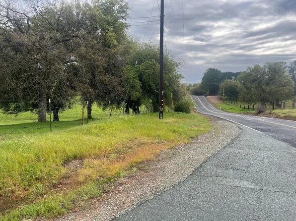 7258 Warren Rd, Valley Springs, CA 95252