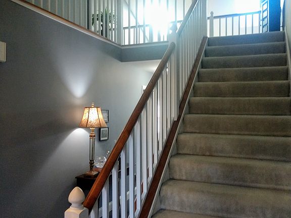 3rd image of 140 Kehrs Mill Bend Dr