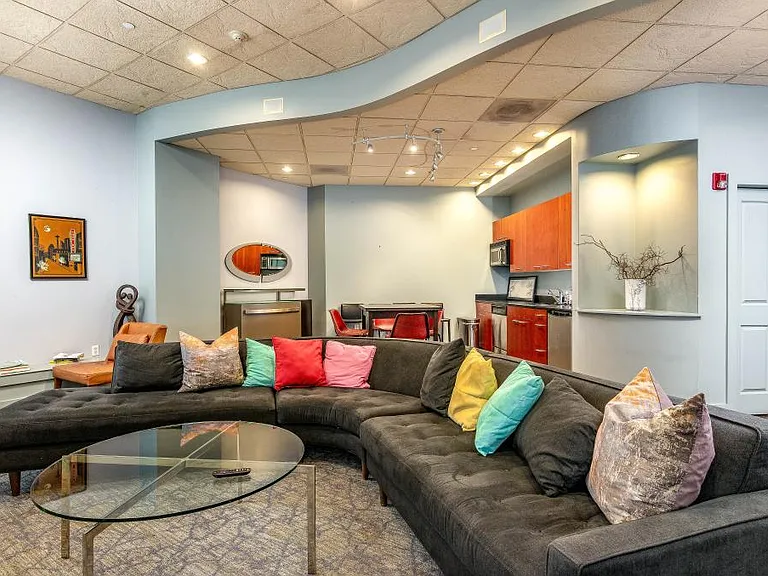 Resident Lounge