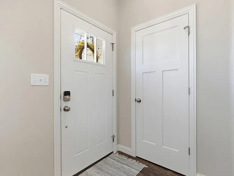 3805 Flatwater Dr — Photo 3