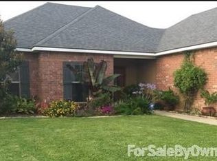 308 Lakefront Dr, Rayne, LA 70578