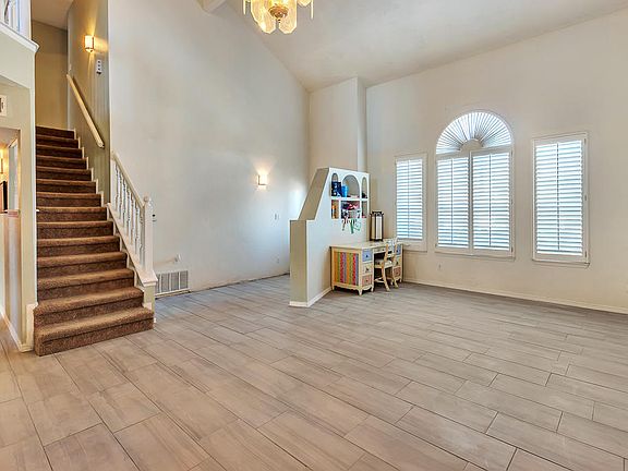 5th image of 7355 Luz De Villa Ct