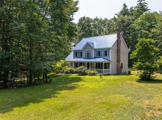 52 Mulberry Ln, Chester, NH 03036