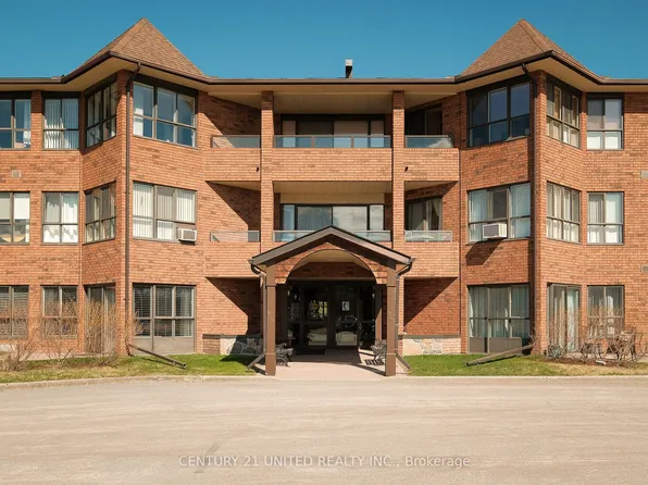 921 Armour Rd #218, Peterborough, ON K9H 7K5